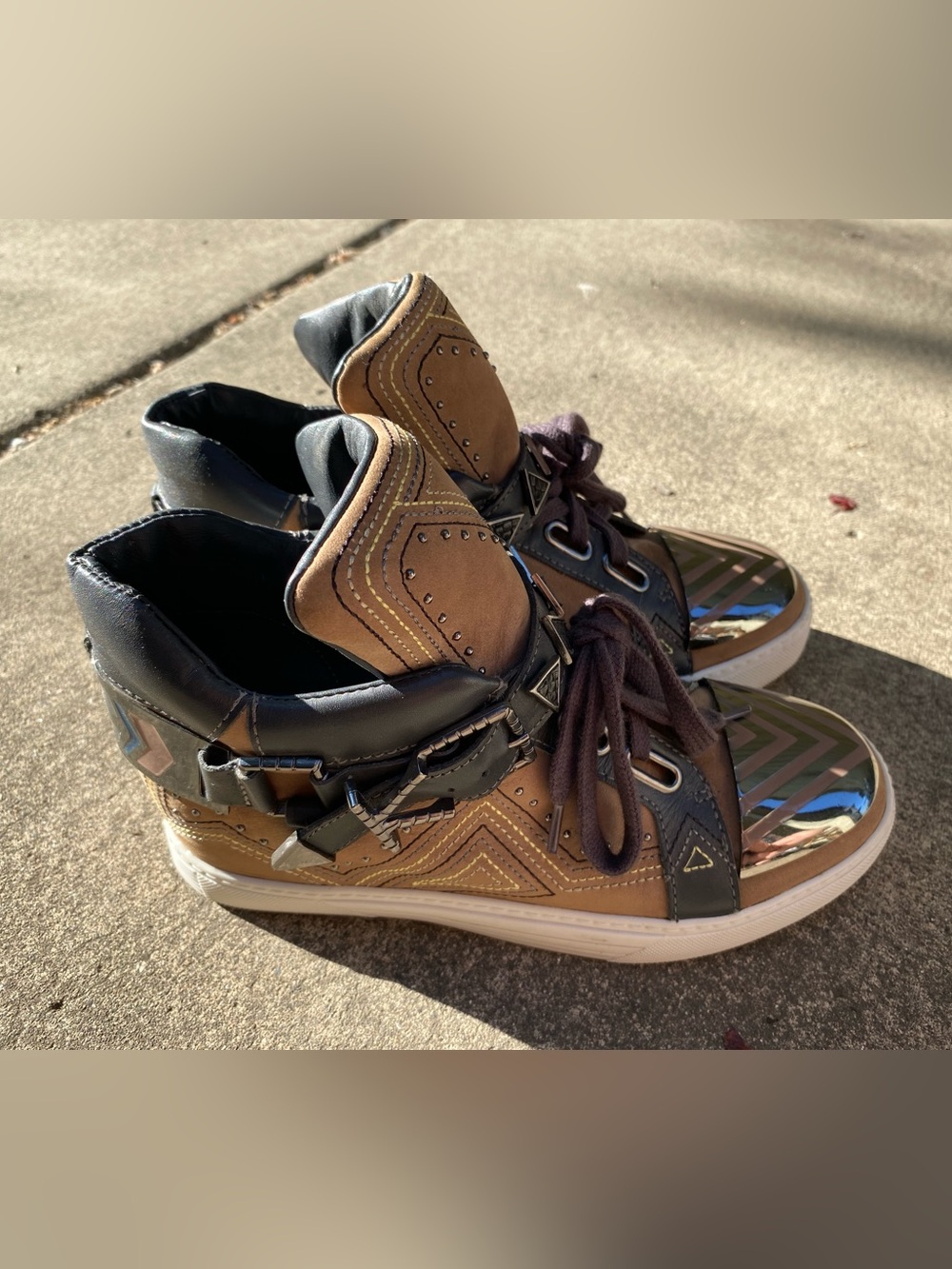 Ivy Kirzhner Brown High-Top Sneakers with Metallic Chevron Toe